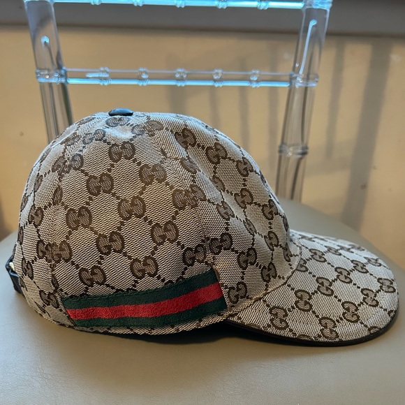 Gucci Accessories - Authentic Gucci Canvas Ball Cap
Size: US OS
$250.00